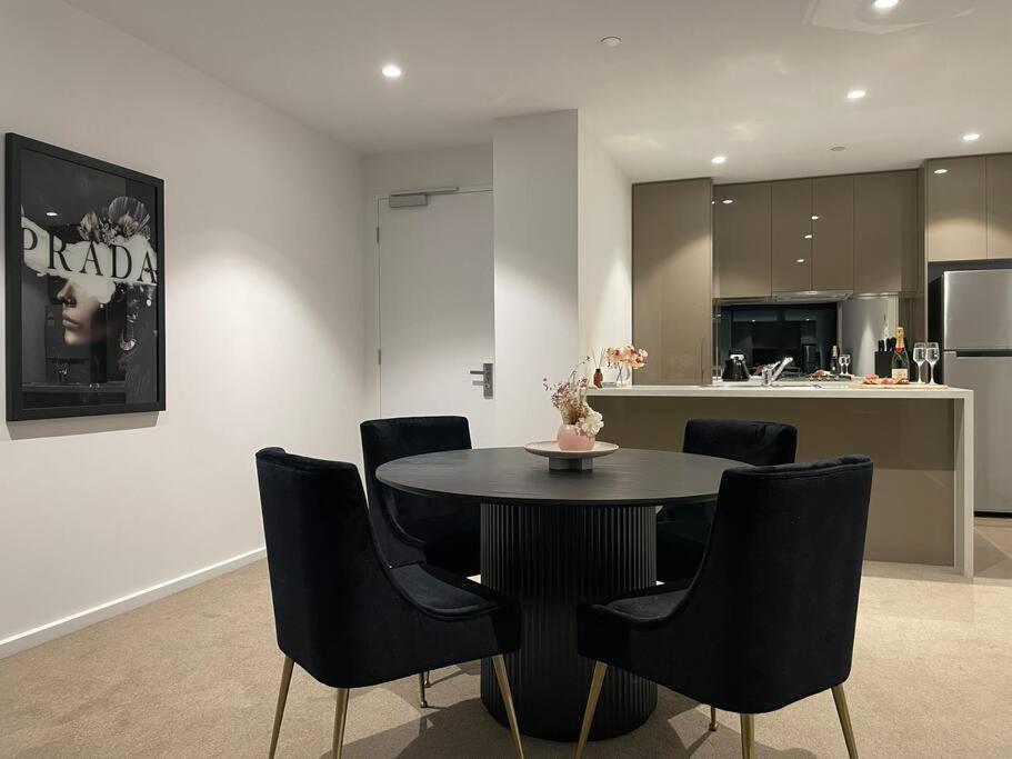 Lux 3 Bedroom Apartment In Southbank 멜번 외부 사진